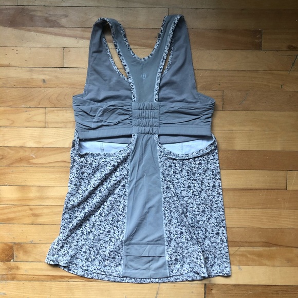 LULULEMON TOO - Picture 3 of 3